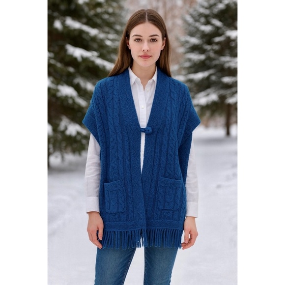 ARAN CRAFTS Irish Ireland Blue Merino Wool Cable Knit Cape Sweater One Size - Picture 1 of 11
